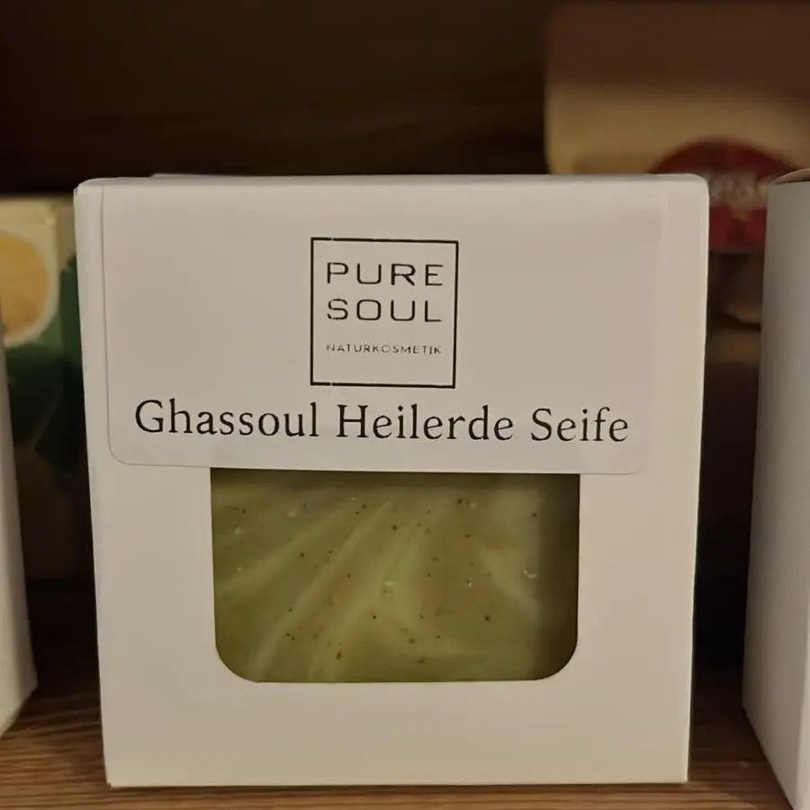 Naturseife Heilerde Ghassoul Lavaerde bei Unreinheiten