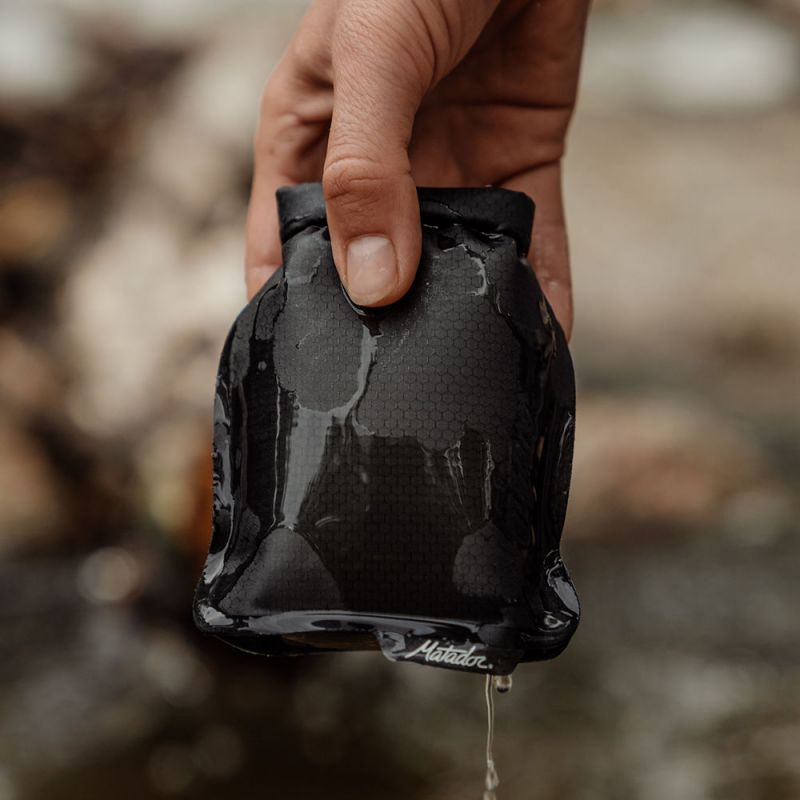 Ultraleichte und wasserdichte Tasche für Aufbewahrung Hartseife von Matador - PURE SOUL Naturkosmetik